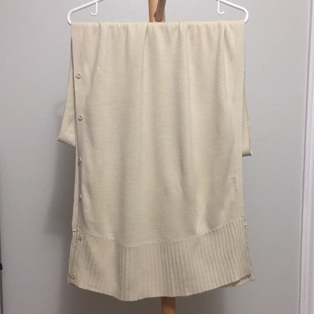 Denver Hayes Women Shawl